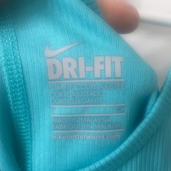 Nike Dri Fit Tank. Size Small. - Picture 2 of 3